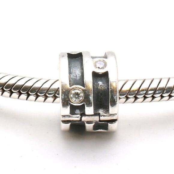 Authentic PANDORA Sparkling Clip with Clear CZ - 790291CZ - Picture 1 of 9